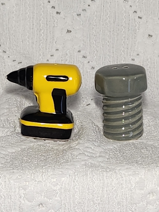 Other - Salt And Pepper Shakers Drill And Screw.  Miniature Shelf Sitters